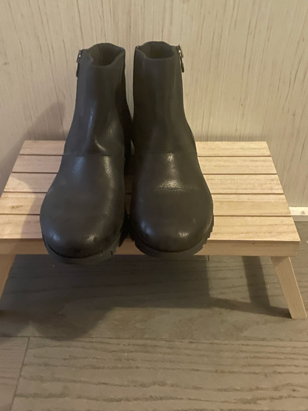 Sorel Black Leather Ankle Boots